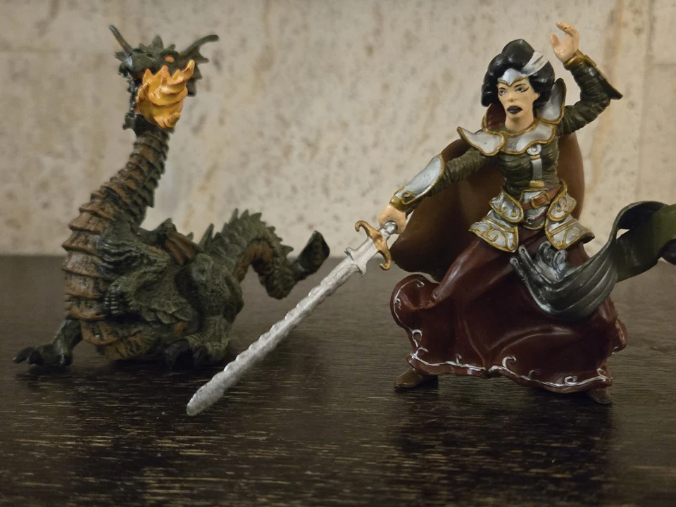 Lote de figuras de acción fantasía Papo de 2002 Foto 2 de 4