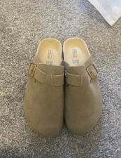 Birkenstock clogs 