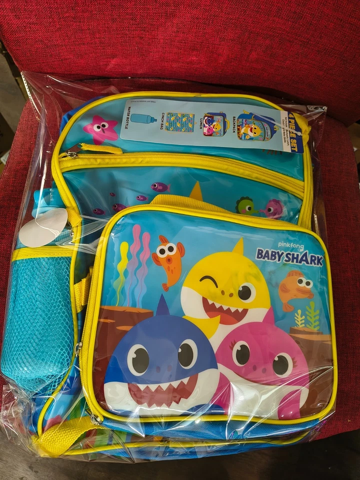 Juego de mochila y lonchera aislante Baby Shark 16" Foto 2 de 2