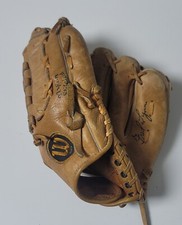 Vintage Wilson Leather Fred Lynn A2161 Right Hand Throw Baseball Glove