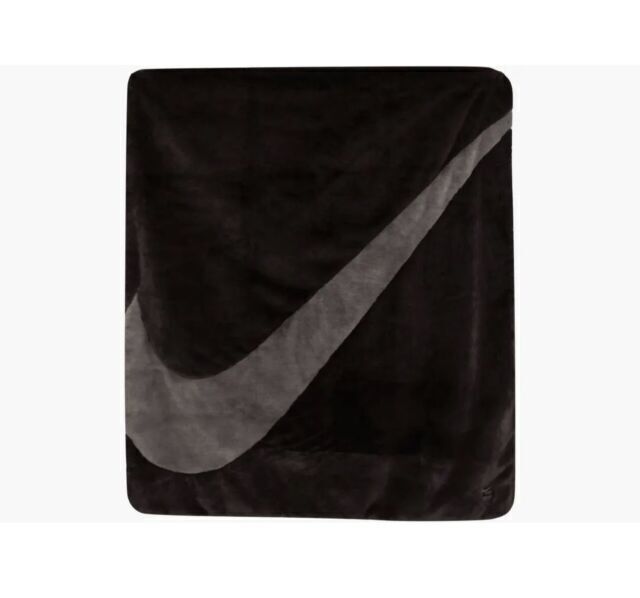 Nike DO3793-220 Blanket - Black for sale online | eBay