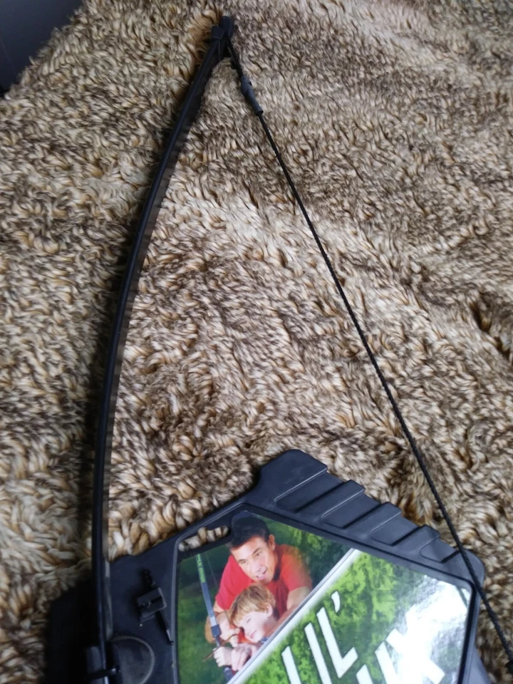 Arco de tiro con arco Lil' Sioux Junior Barnett tiro con arco 15 lb dibujo 18-22" longitud de dibujo NUEVO Foto 4 de 4