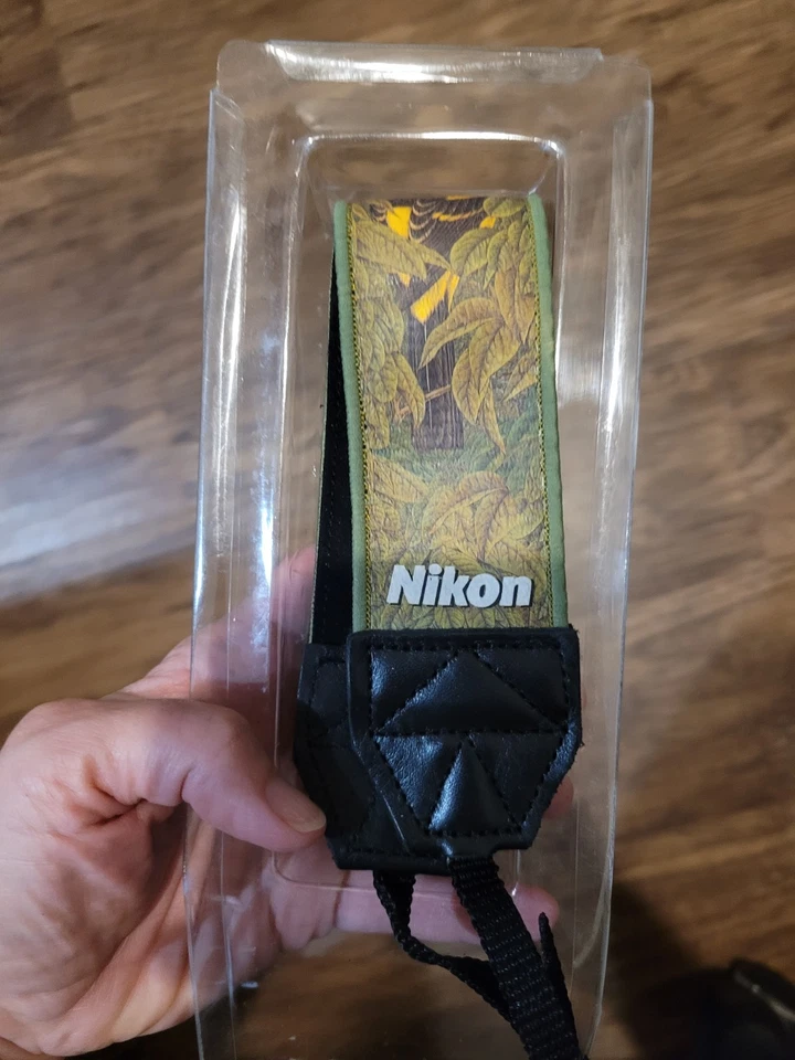 NEW Nikon Shoulder Neck Strap for Camera / Binoculars with birds parrots finches - Image 2 of 4