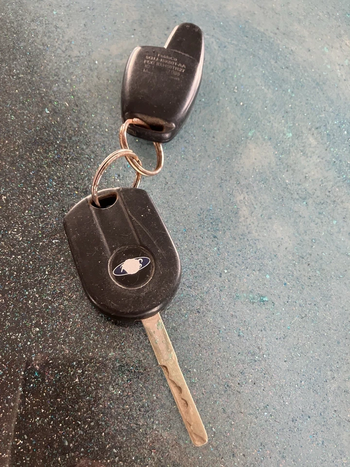 Ford Transit Key And Key Fob - Image 3 of 4
