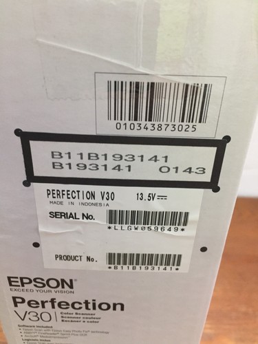 Epson Perfection V30 Color Flatbed Scanner - Brand New - Sealed Box - Picture 4 of 24