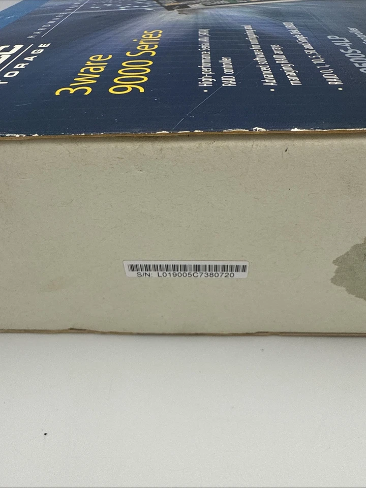 AMCC Storage 3WARE 9500S-4LP PCI-64BIT SATA RAID Controller 701-0190-05 C KIT - Image 4 of 4