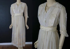 Antique Edwardian dress 1910's embroidered net tea gown bridal dress