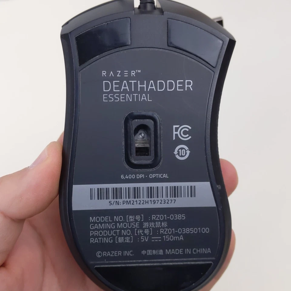 Razer DeathAdder Essential Wired Optical Gaming Mouse 6400 DPI Black  - Image 2 of 4