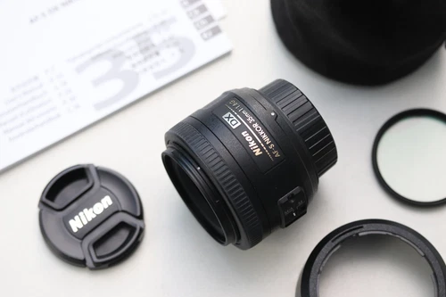 Nikon AF-S Nikkor 1,8/35mm DX, A-Zustand!