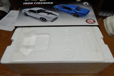 ACME 1968 FIREBIRD STREET FIGHTER WH/GOLD NIB 1/18 1/168