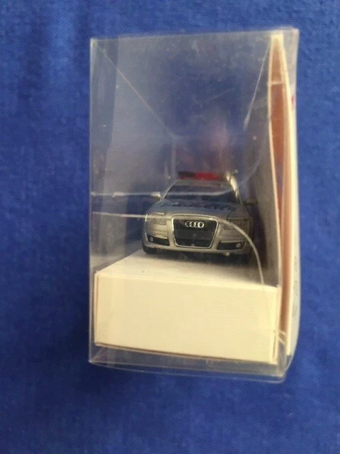 BUSCH scala 1/87 Audi A6 Limousine "Safety Car" DTM # 49602 - Immagine 2 di 4