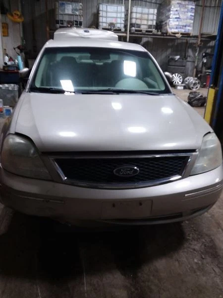 Guardabarros izquierdo conductor compatible con 05-07 QUINIENTOS 1968811 Foto 2 de 4