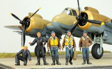 PREORDER 1/48 ProPainted RAF Pilots & Ground Crews WWII ? 5 Figures