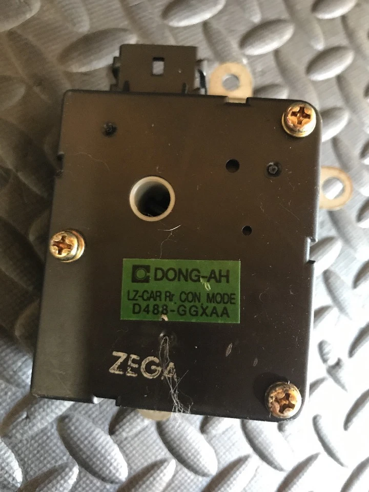 Kia Opirus 3.5 Année 2006 Actionneur De Chauffage D488-GGXAA D'Origine - Photo 2/4