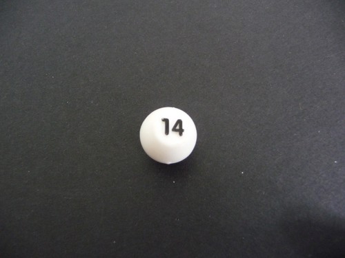 Spare Parts - CHAD VALLEY BINGO WHITE NUMBERED BALLS (No 1 to 45) - 0.5"/ 12.5mm - Picture 20 of 43