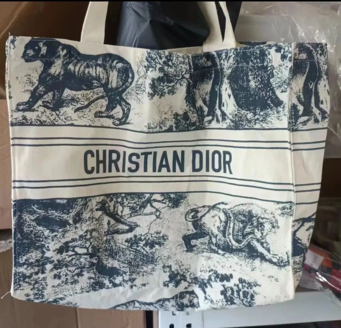 Sac fourre tout Christian Dior DIORIVIERA Wardujuy nouveauté clients VIP 35 x 42 cm
