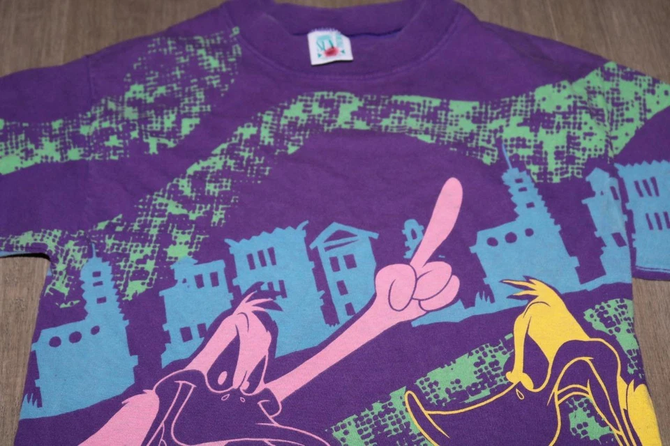 VINTAGE 90s DAFFY DUCK BOYS T SHIRT GRAPHIC TEE ALL OVER PRINT 1993 BIG RARE - Image 2 of 4