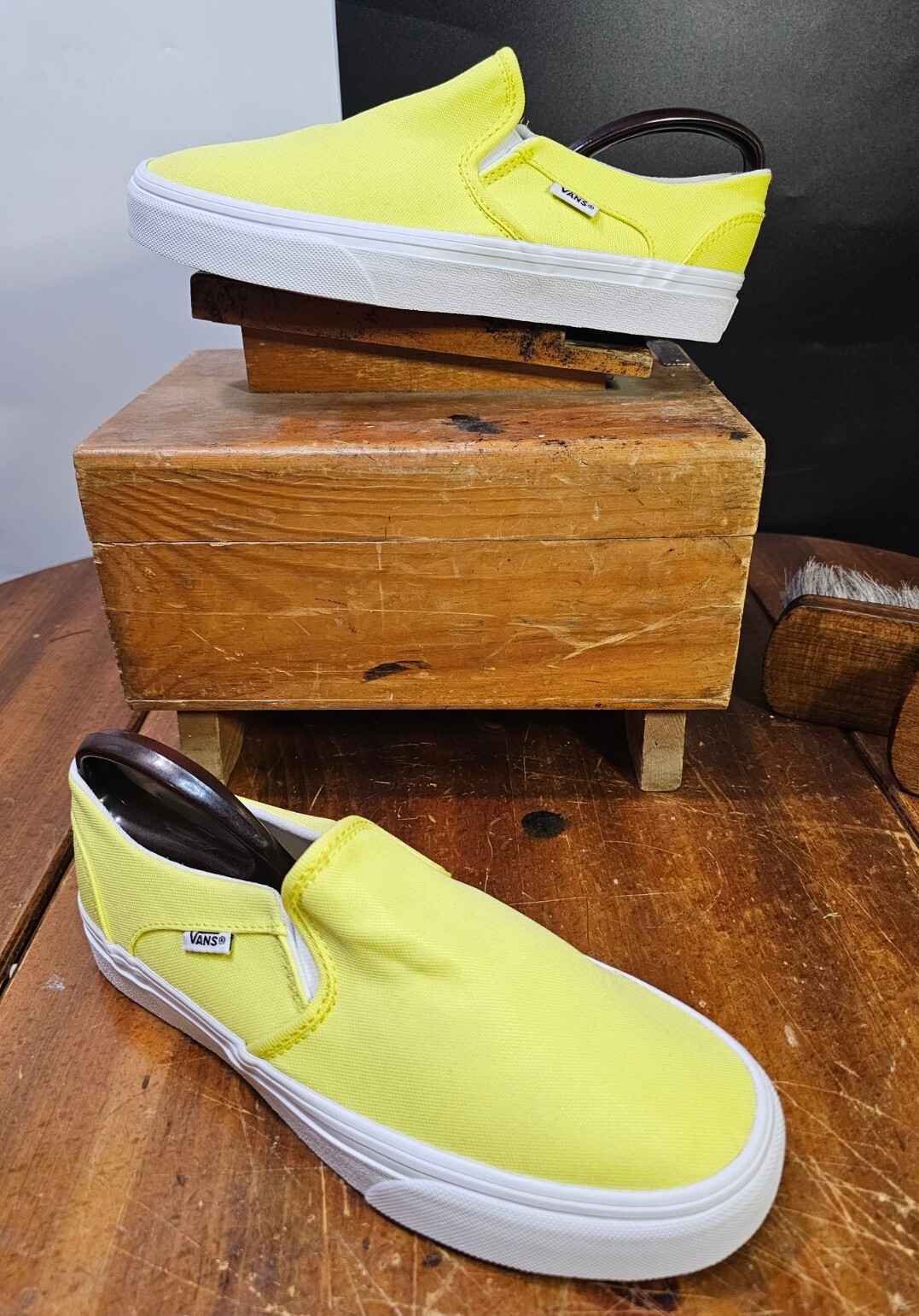 Vans Womens Size 8.5 Yellow Slip On Skate Sneakers Classic Loafers-image