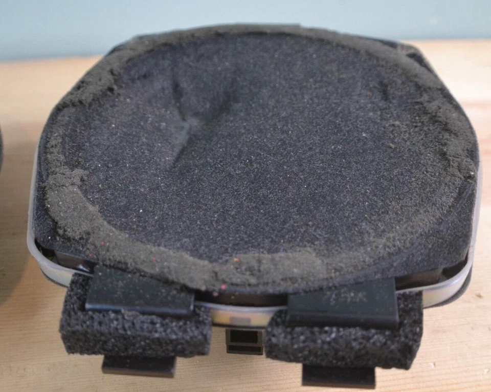 Пара оригинальных динамиков Blaupunkt для задней двери 04–12 Chevy Colorado с дополнительной кабиной 97248410 - Изображение 3 из 4