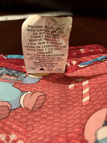 Disney Short Sleeve STITCH Christmas Medical Scrub Top Pockets Red Women Size M - Picture 11 of 17