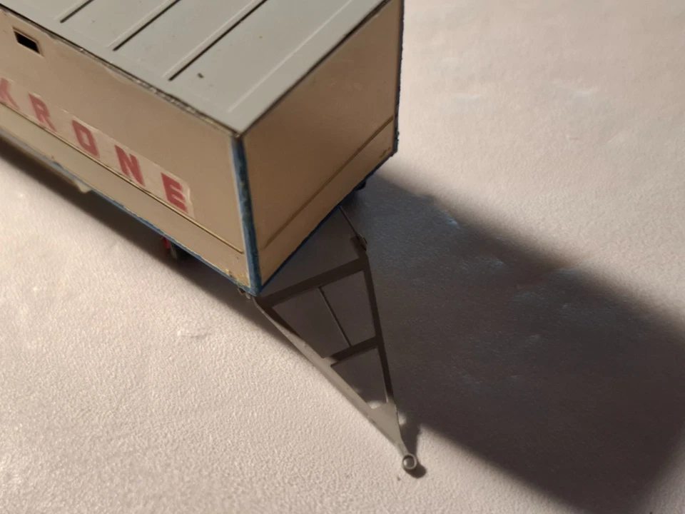 Andre Delvo Circus-Modellbau  - Circus Krone  - Reklamewagen - Bild 4 von 4