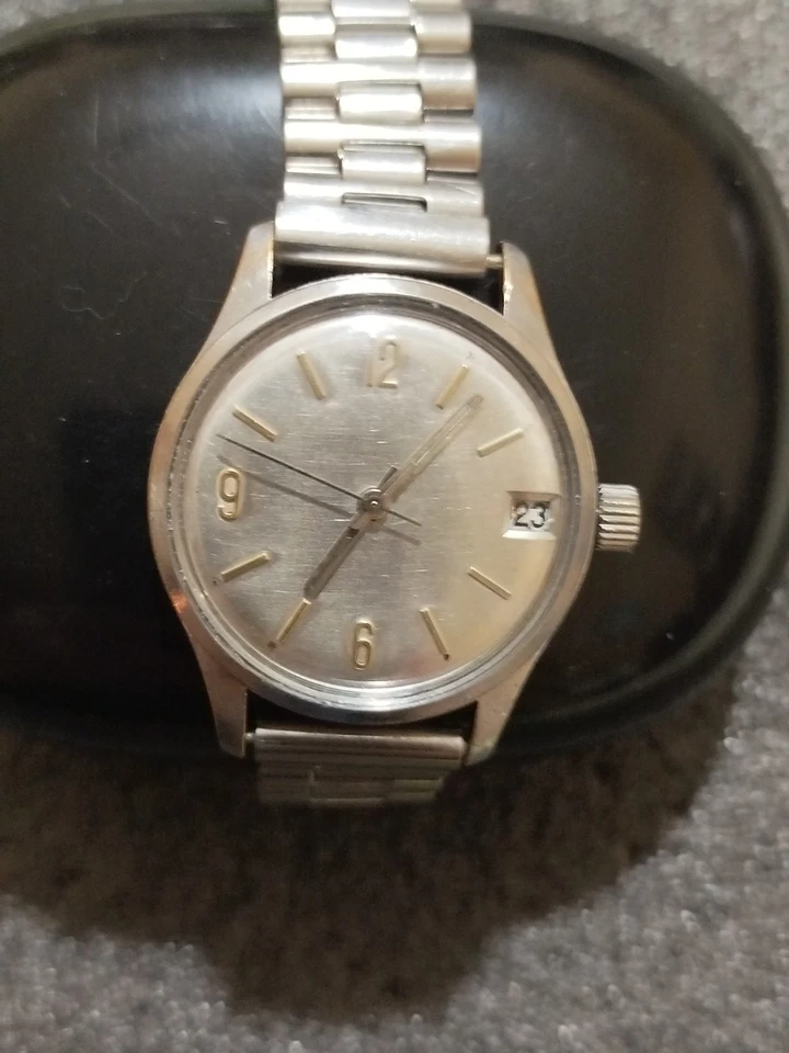 orologio Da Polso Meccanico A Carica Manuale - Immagine 2 di 4