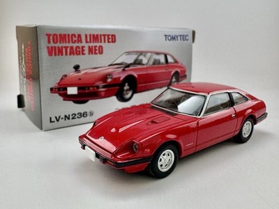   TOMYTEC Tomica Limited Vintage Neo 1/64 Scale LV-N236b Nissan Fairlady