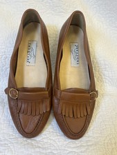 Vintage Trotters 9.5 M Brown Leather Kiltie Loafers Buckle Fringe 21113 80s 90s
