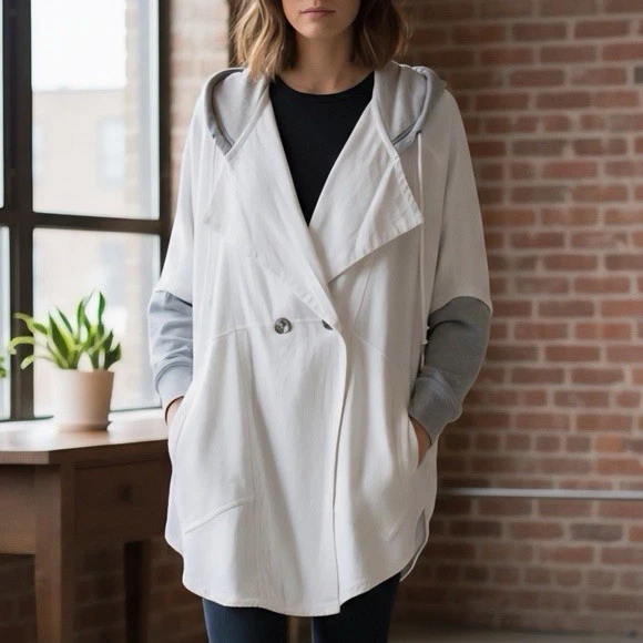 Free People Oversized M/L Cape Style Hooded Poncho w Front Buttons in White/Gray