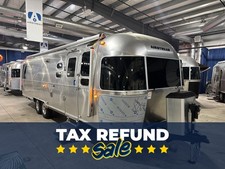 2026 Airstream Classic 30RBQ