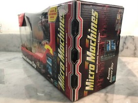 BRAND NEW Micro Machines Raging Inferno City 45806 Playset,
