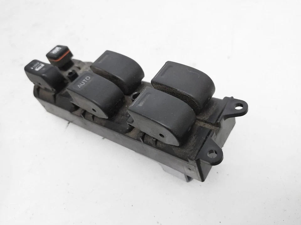 Interruptor de control de ventana de conductor maestro Toyota Sienna 2004-2010 84820-Ae012 Foto 2 de 4