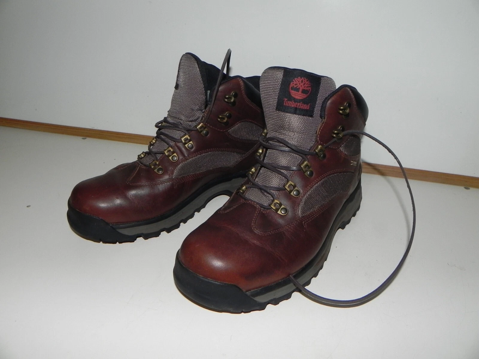 Brown work/hiking Timberline Boots 10.5 Gore-Tex
Opens in a new window or tab