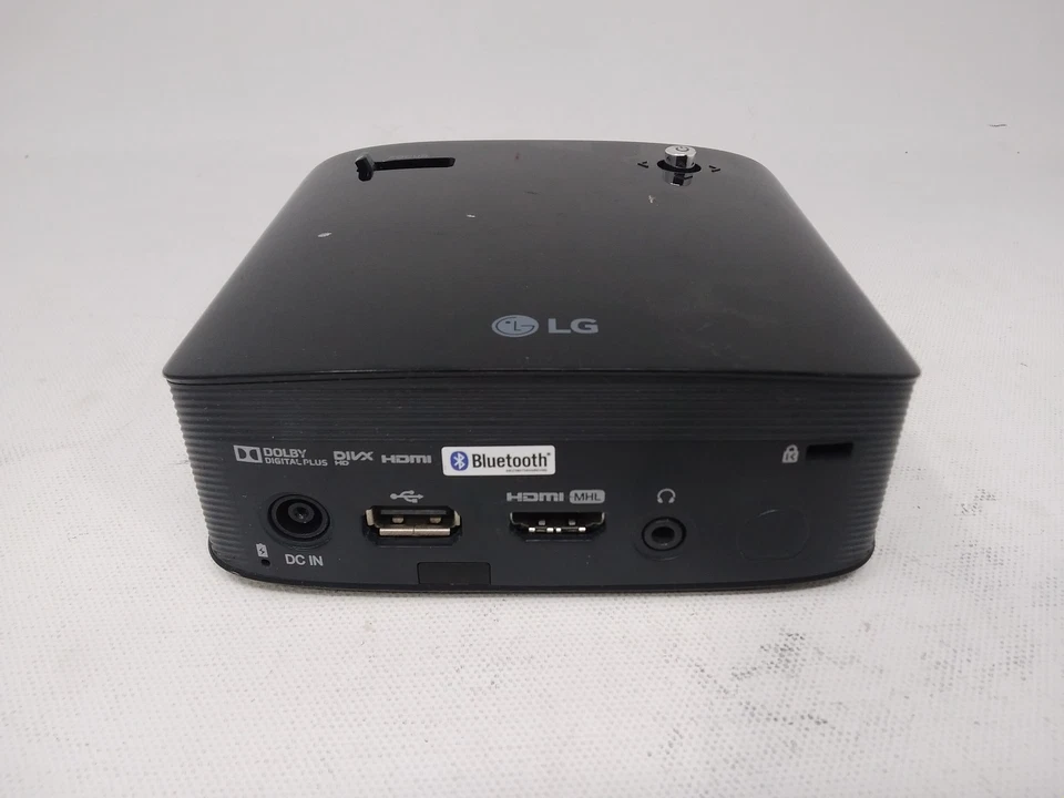 LG PH150B 720p Wireless LCOS Projector Wireless Bluetooth HDMI - Image 2 of 4