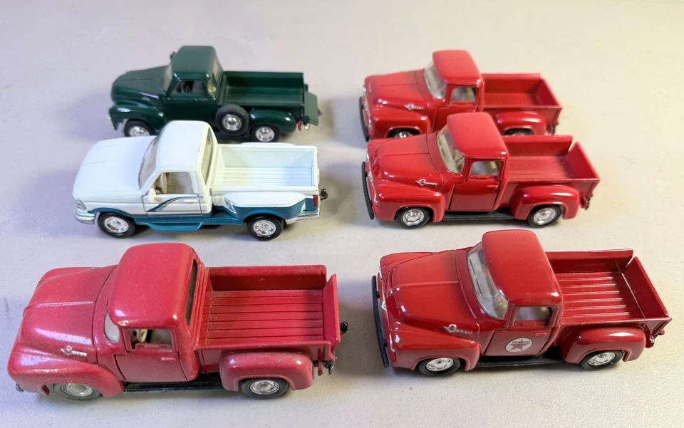 Lote mixto de 6 camionetas diecast Road Champs Ford/Chevy 1:43 ENVÍO GRATUITO Foto 3 de 4