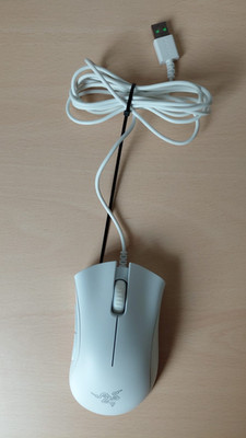 Razer DeathAdder Essential Gaming Maus Weiß Mercury White 6400 DPI - Top Zustand