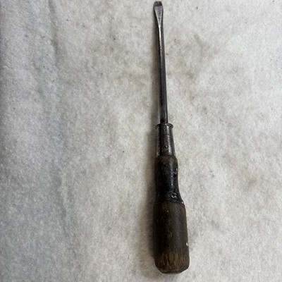 Vintage 14  Bridgeport H. M. Corp. Screwdriver Wooden Handle