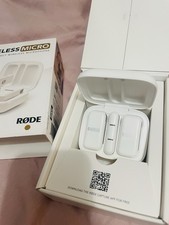 Rode Wireless Micro White lightning  Microphone. Under Warranty.