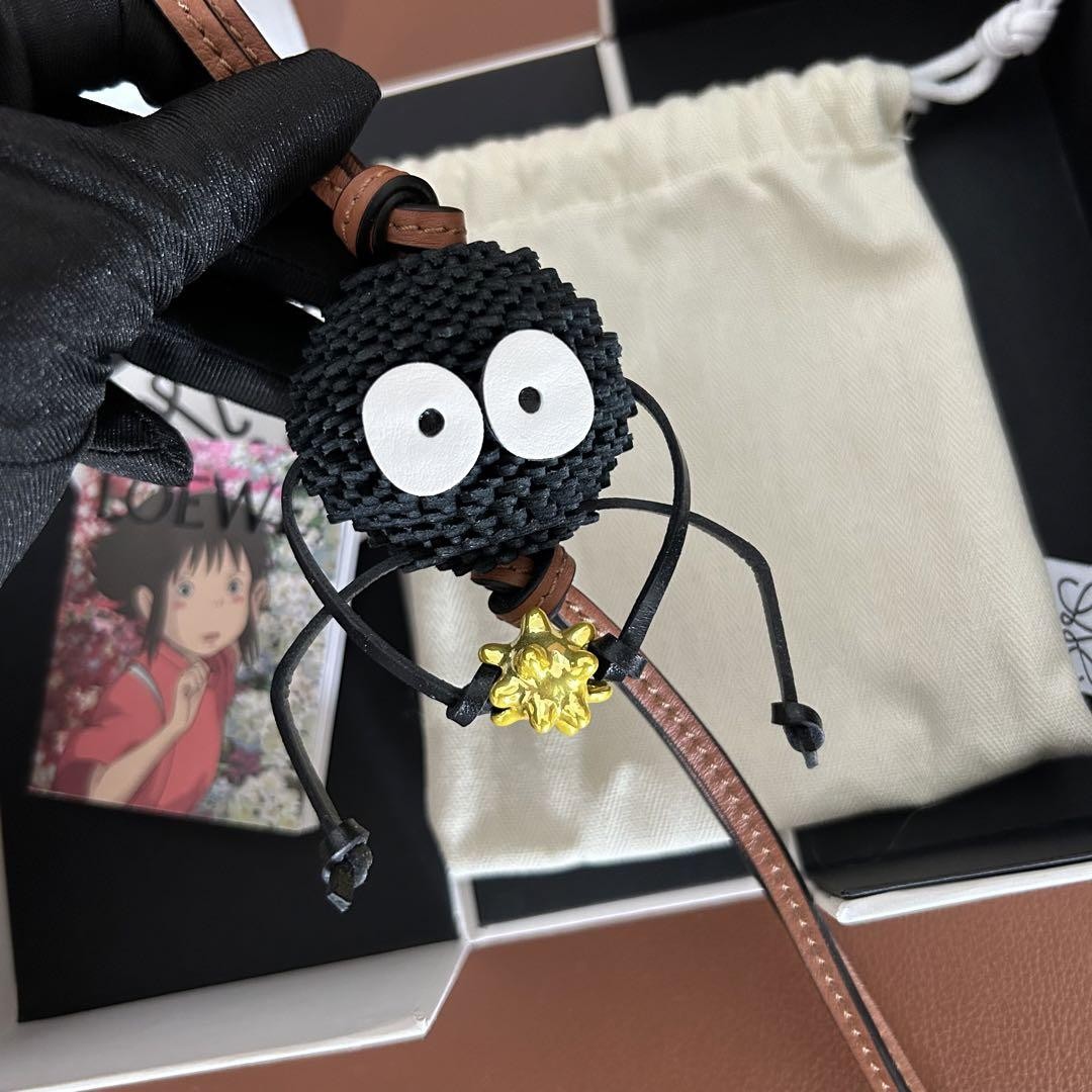 LOEWE × Studio Ghibli Spirited Away Soot Sprite Charm Limited JPN