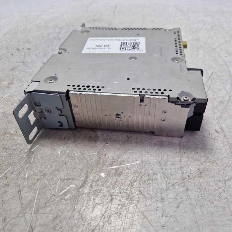 Centralina Autoradio stereo radio Renault Captur I H5 J5 1.5 dCi 2016 281153870R - Immagine 2 di 4