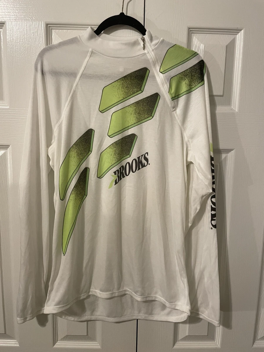 Brooks running store shirts on sale