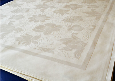 Irisette Bold Damask Tablecloth Cotton 180 x 130 with Moving Flowers
