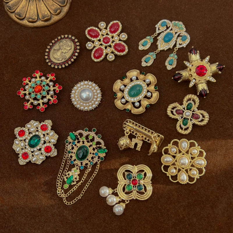 Women Vintage Brooches Pins Rhinestone Pearl Badges Buckle Party Banquet  Jewelry