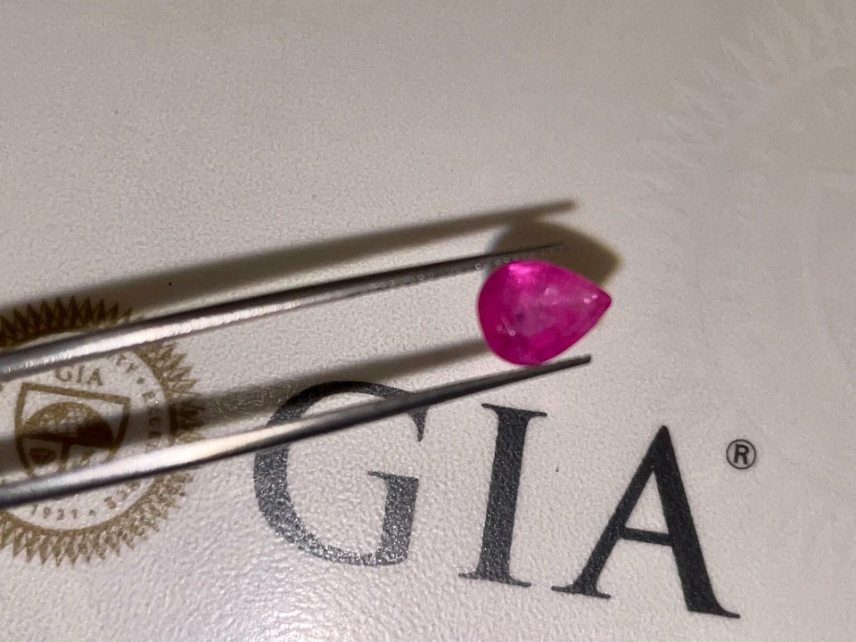 GIA Certified 1.94Ct Natural Pink Sapphire from East Africa - Image 2 of 4