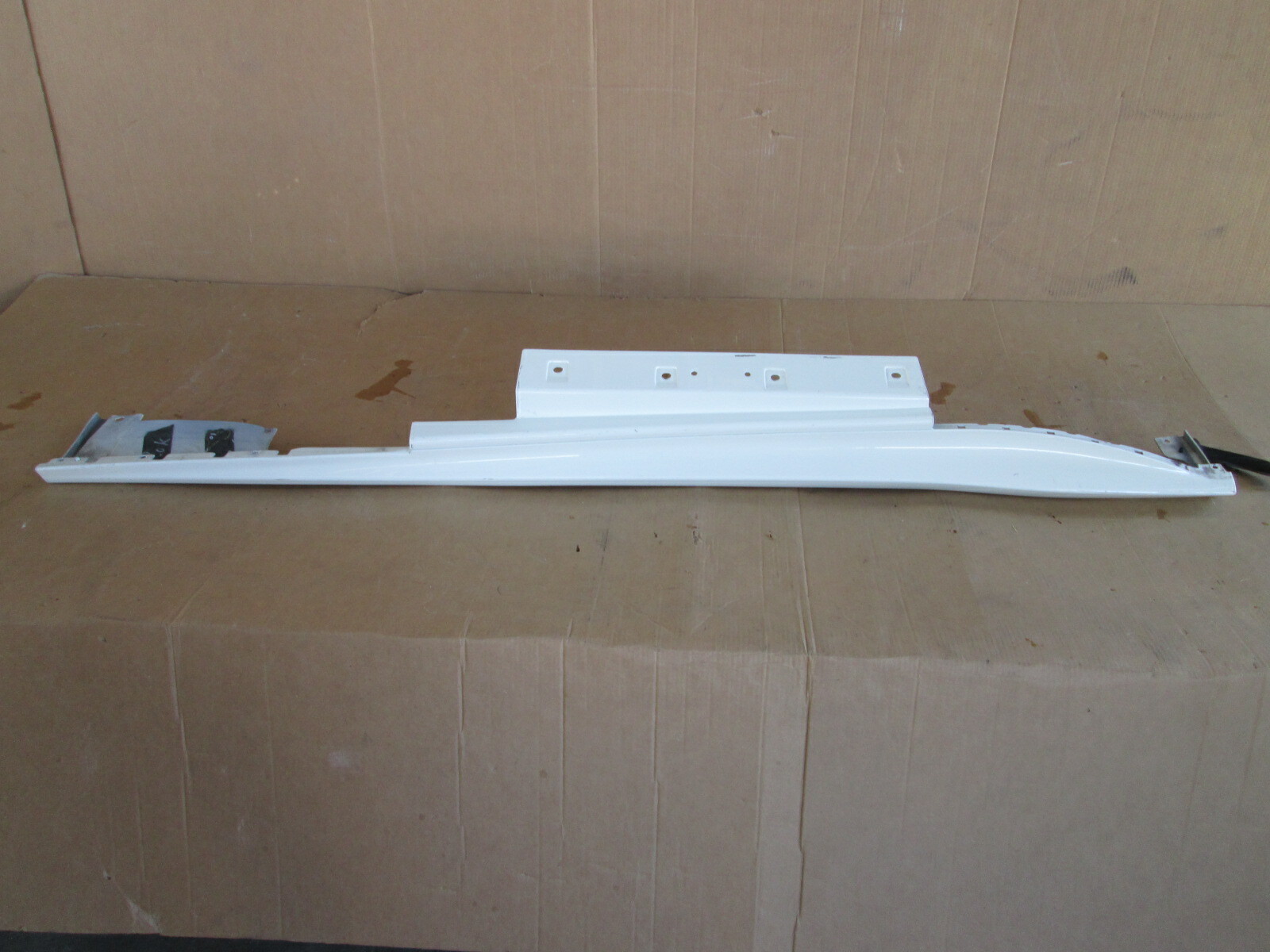 Ferrari F12 Berlinetta LH Rocker Panel / Side Skirt # 84306400 
