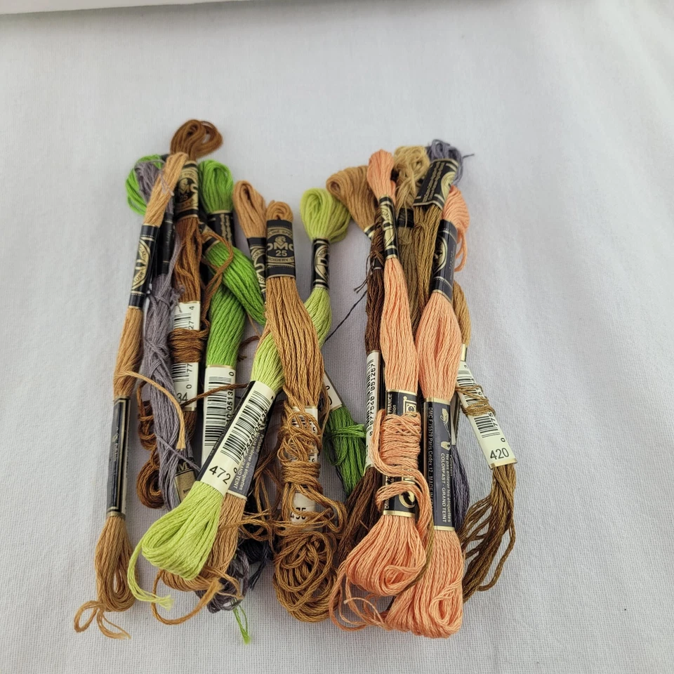 Lot of 165 Skeins DMC 25 Embroidery Floss Thread 100% Cotton (full & partial) - Image 4 of 4