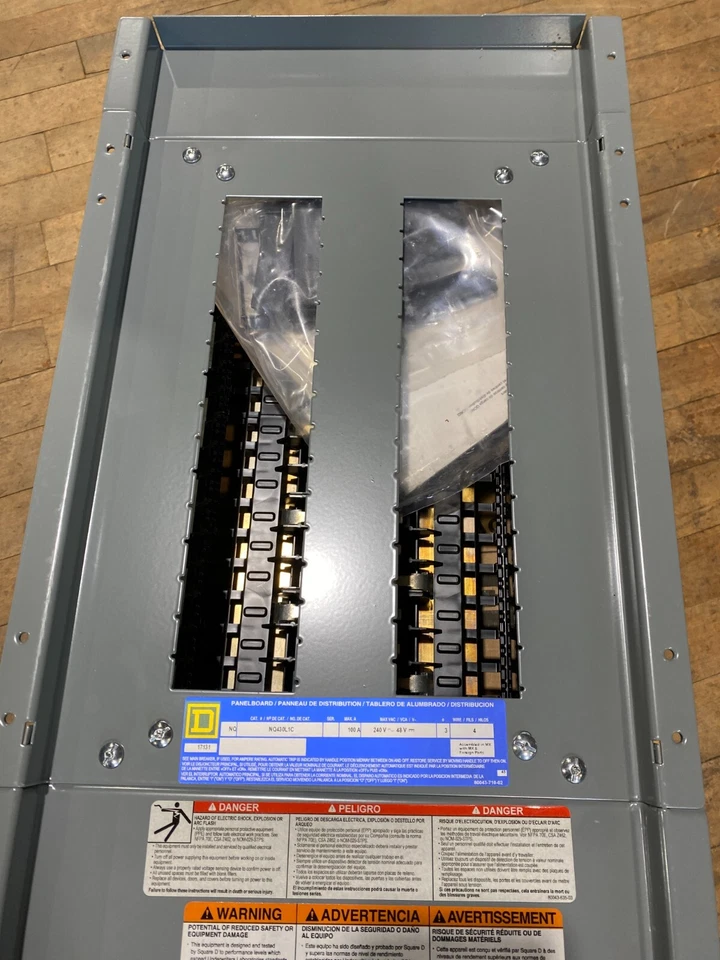 Square D NQ430L1C NQ Panelboard Interior 100A 240V 3PH 4W 30 Space 100 Amp NOS - Image 3 of 4