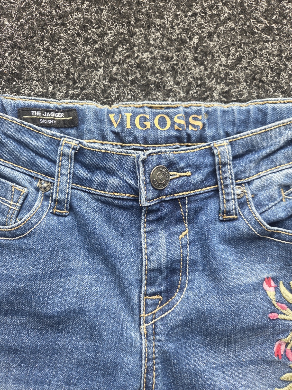 Vigoss Girls’ Jeans – The Jagger – Age 12 – Floral Embroidered – Great Condition image 4