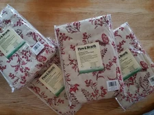 Plow & Hearth NEW Cranberry Botanical Toile Insulated Curtain Panel 42"W x 96"L