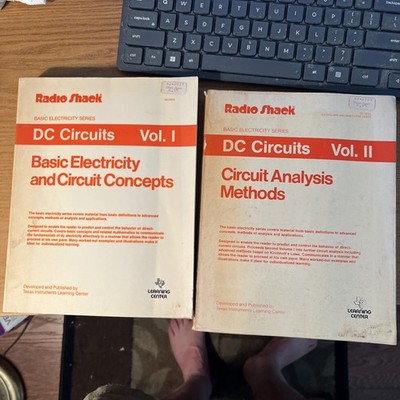 Radio Shack DC Circuits Vol 1 & II Basic Electricity Circuit Analysis